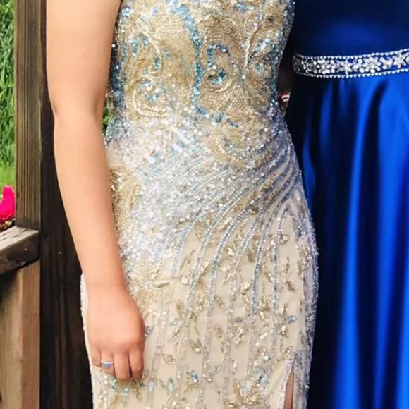 Prom dress and matching ballerina shoes. - Picture 8 of 10